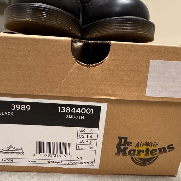 Dr. Martens Oxford shoes - Picture 5 of 5